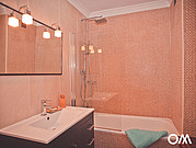 Casa vacanze surfcamp per famiglie, bagno con vasca e doccia